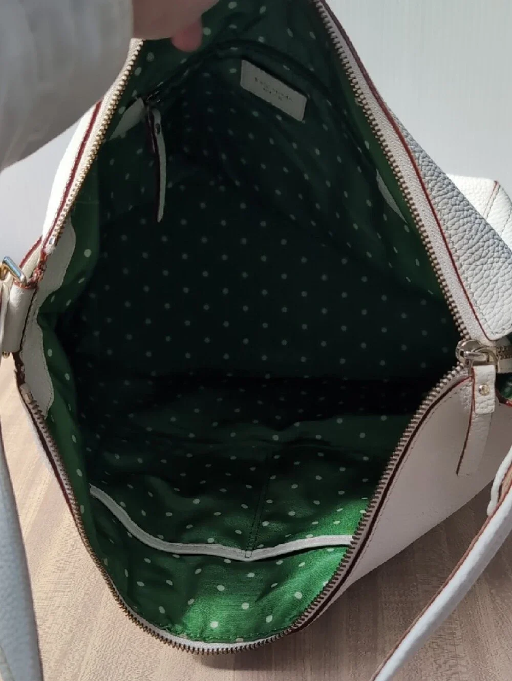 Kate Spade Off-White Pebbled Leather Hobo Shoulder Bag